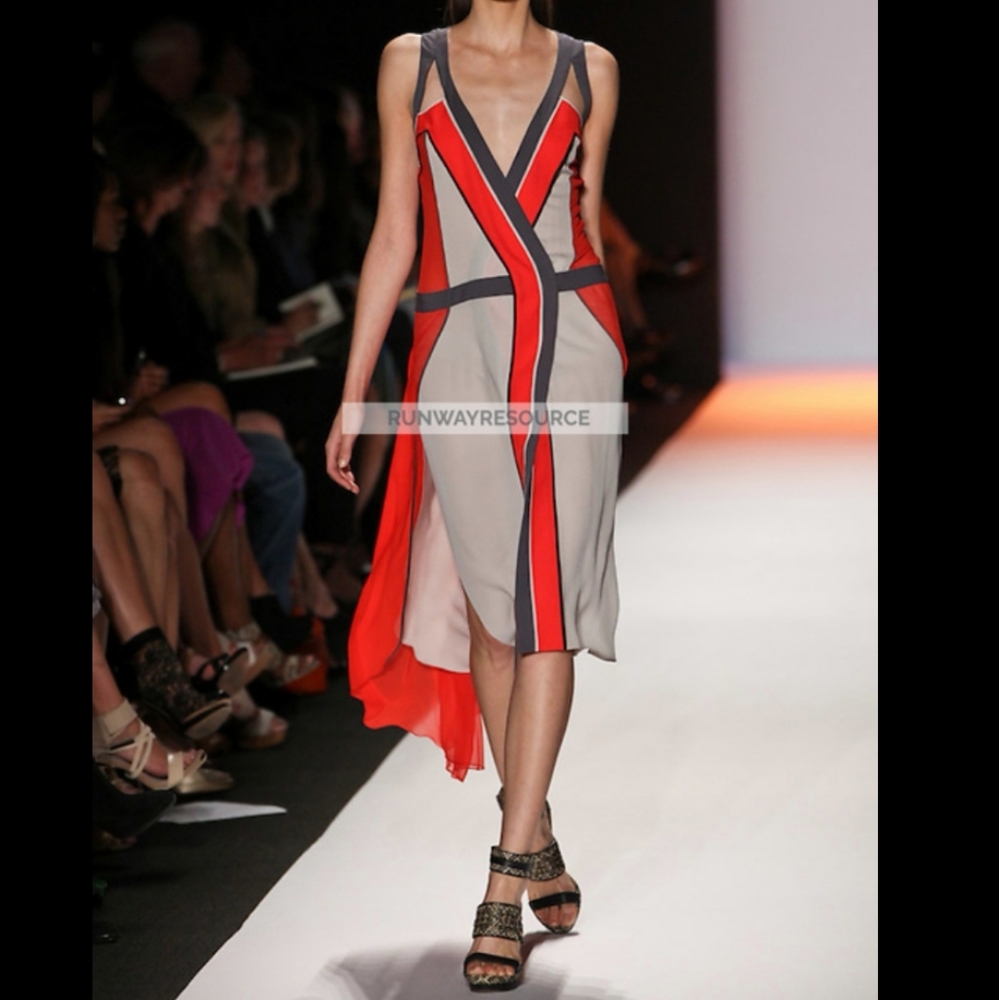 BCBG MaxAzria RUNWAY 100% silk dress